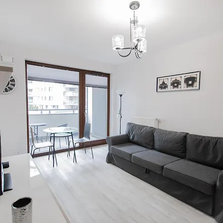 Lovely Close To The Center. Free Parking * ワルシャワ