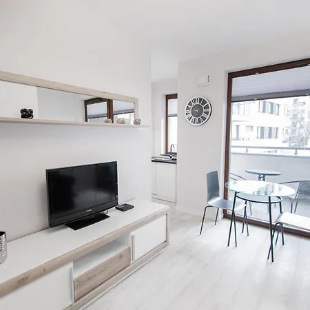 Lovely Close To The Center. Free Parking