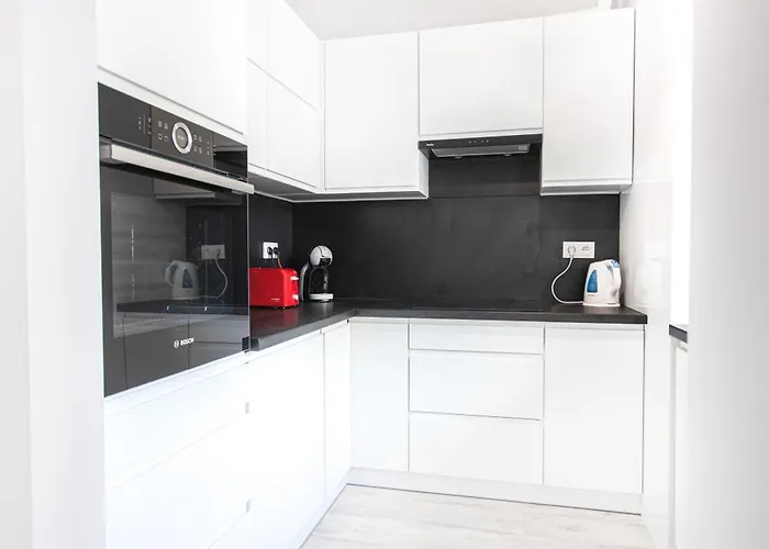 Lovely Close To The Center. Free Parking Lejlighed